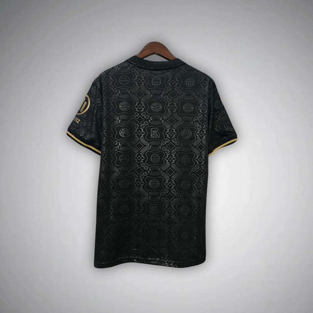 FC Bayern "Luxe Chrome" Premium Kit